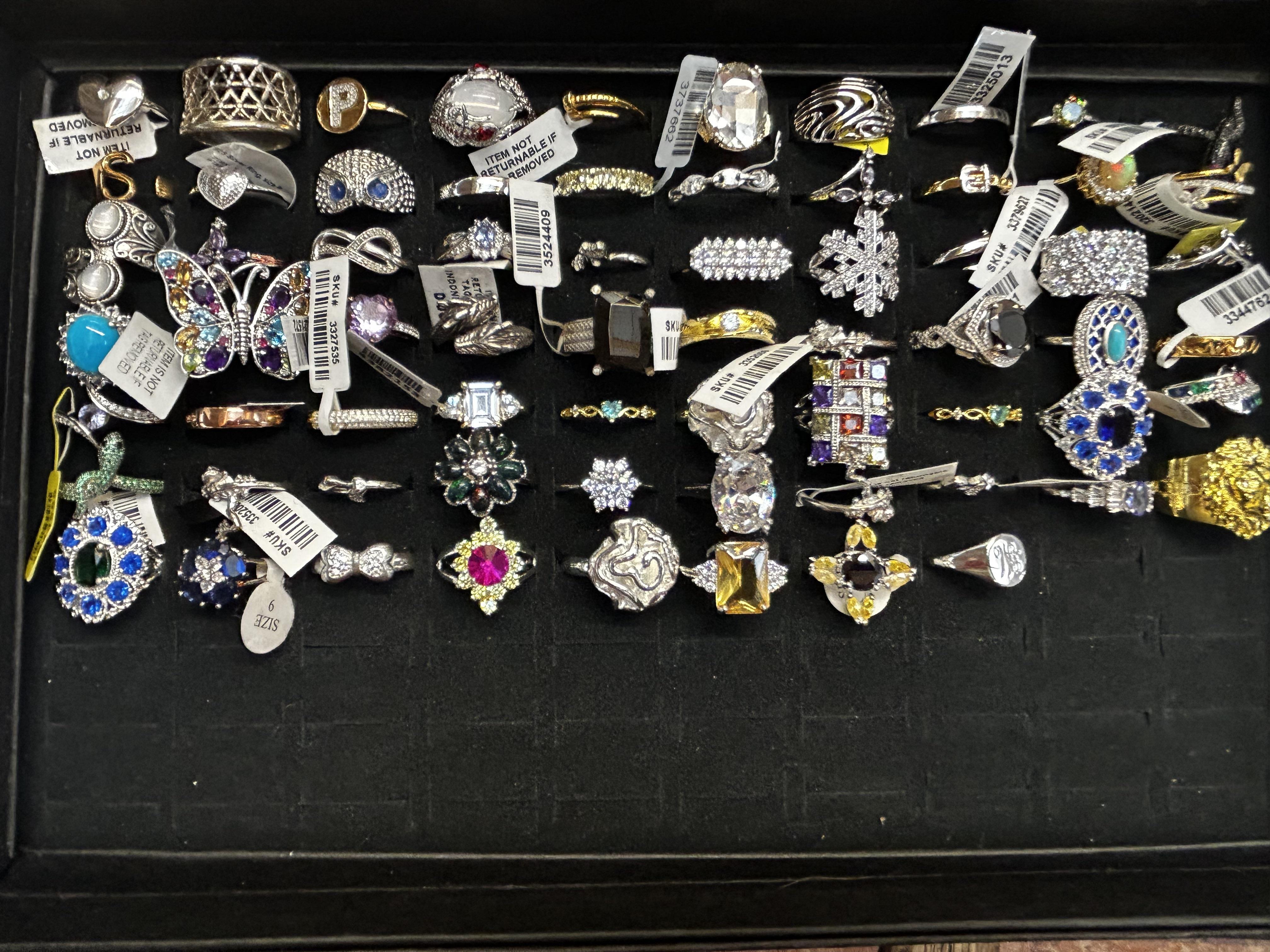 68x 925 Silver rings, majority with tags