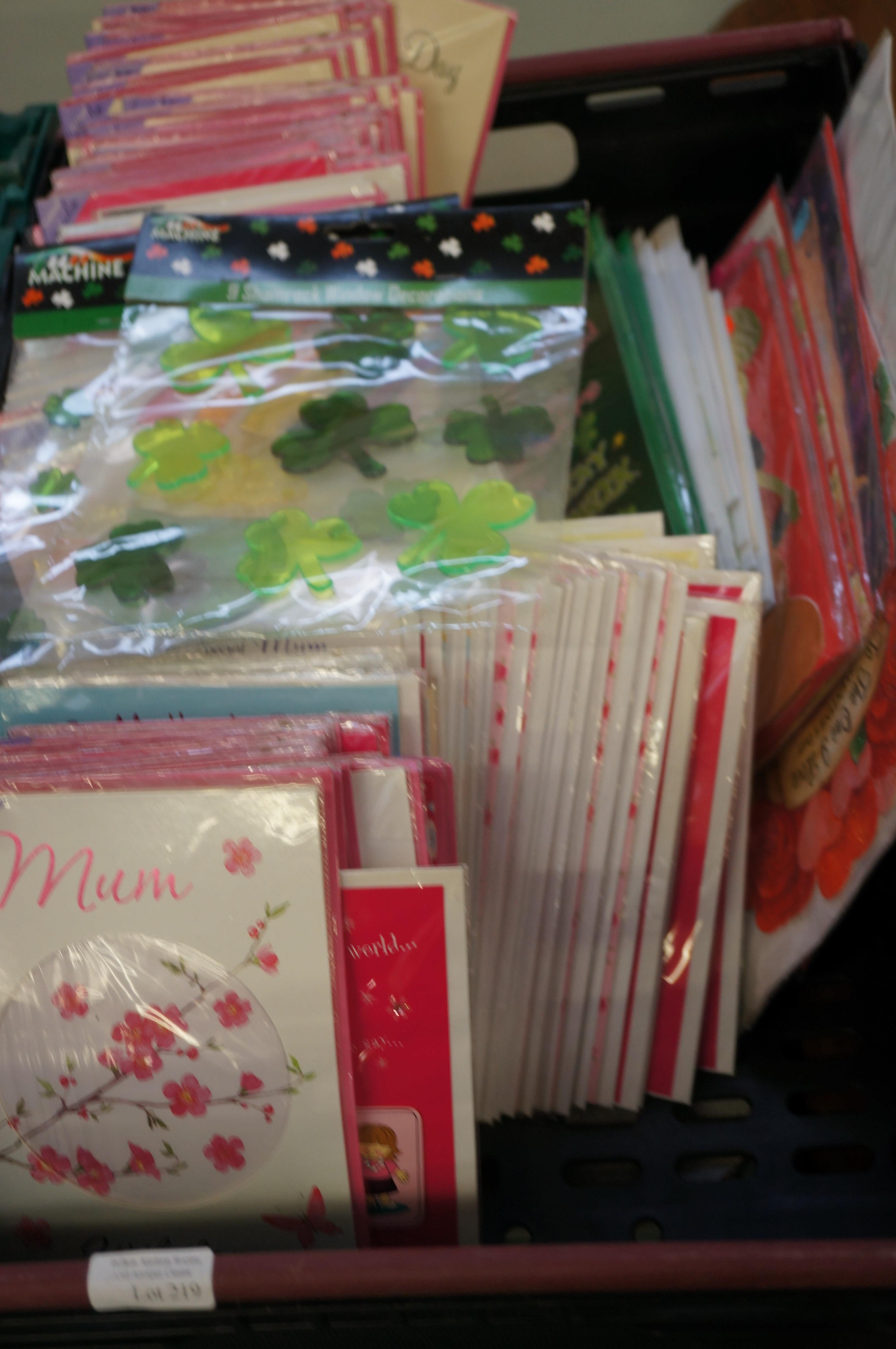 Box of shop stock greeting cards, mainly mothers d