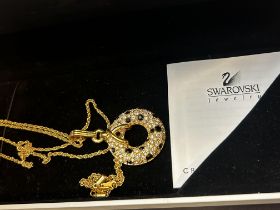 Swarovski chain & pendant in the original box