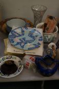 Collection of ceramics to include a large fruit bo