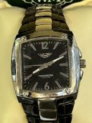 Wing master London gents wristwatch with box & pap