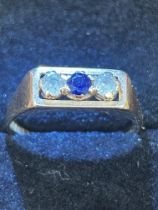 9ct Gold ring set with sapphire & 2 cz stones Size