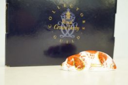 Royal crown derby collectors guild puppy with box