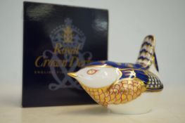 Royal crown derby wren with gold stopper & origina
