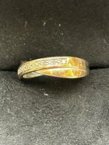 9ct Gold crossover ring set with diamonds Size M 2