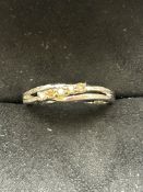 9ct White gold ring set with 5 gemstones Size O 1.