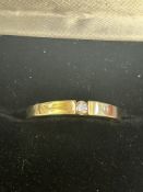 9ct gold diamond ring Size R Weight 2g