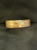 9ct Gold band Weight 2.3g Size O