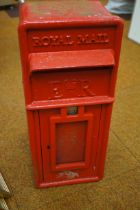 Royal Mail ER postbox with key - Bottom rusted