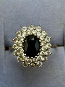 9ct Gold cluster ring Weight 3.2g Size Q