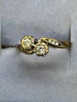9ct gold ring set with 2 diamonds Size O Weight 2.