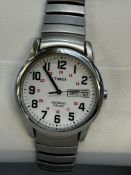 Timex Indiglo day/date wristwatch with box & paper