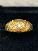 9ct Gold ring set with 3 cz stones Size O 2.2g