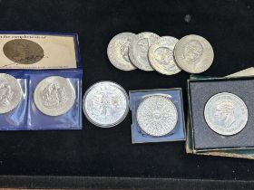 Collection of collectable & commemorative coins