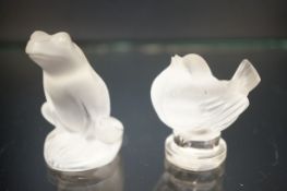 Lalique frog together with a Lalique bird, both fu