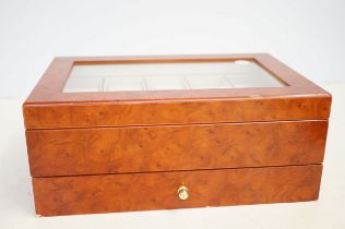 Wooden wristwatch display case