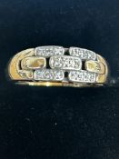 9ct Gold ring set with diamonds Size M 2.5g