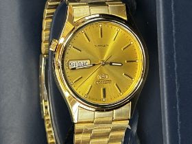 Seiko 5 automatic day/date wristwatch as new with