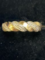 9ct Gold diamond ring size N