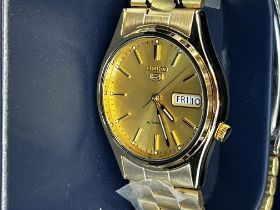 Seiko 5 day/date automatic wristwatch with box & p