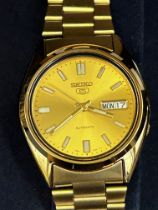 Seiko 5 day/date automatic wristwatch with box & p