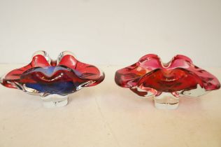 2 Art glass bowls