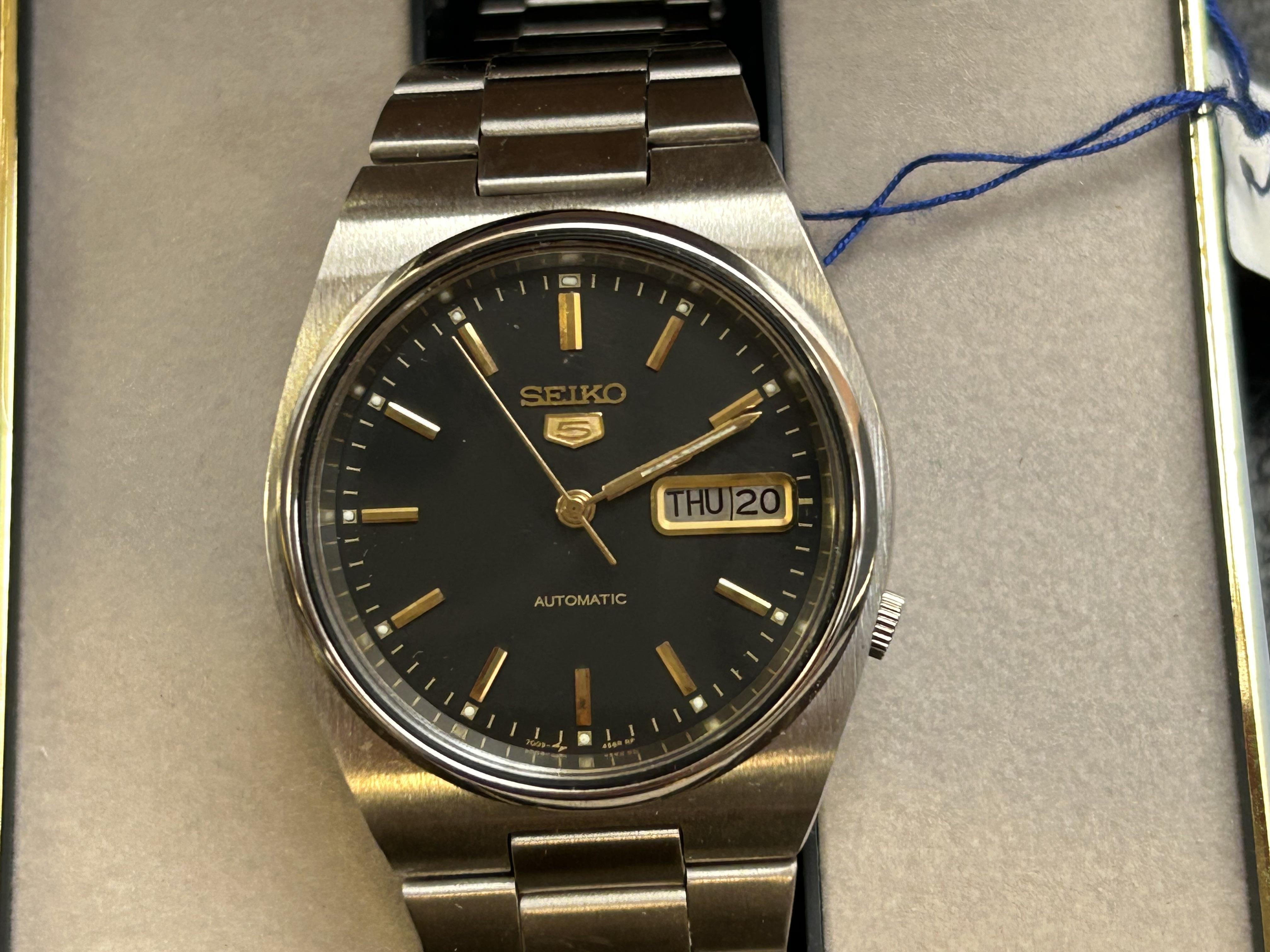 Seiko 5 automatic wristwatch with original box & p