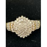 9ct Gold large diamond cluster ring 1ct of diamond