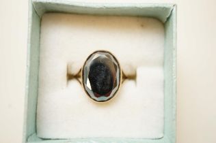 Boxed gents 9ct signet ring