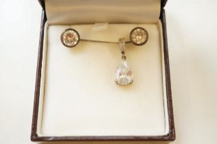 Boxed silver necklace & earrings