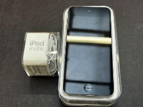Ipod shuffle & ipod touch - untested