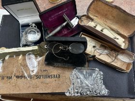 Collection of vintage glasses, razors & others