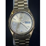 Seiko 5 day/date wristwatch with spare links, box & papers