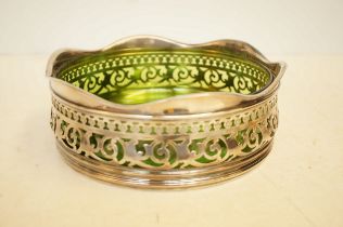 Early 20th century silver plated bowl with green glass di