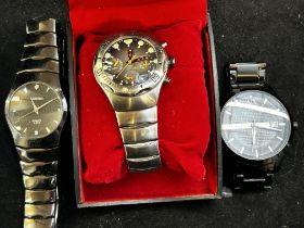 Collection of fashion wristwatches