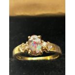 9ct Gold ring set with opals & diamonds Size O 3g