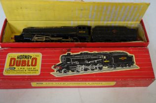 Hornby Dublo 2224 locomotive & tender