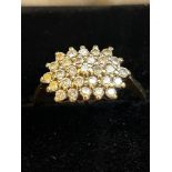 9ct Gold cluster ring set with diamonds Size M 2.9