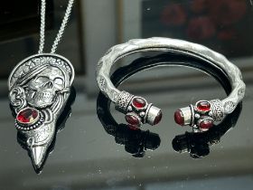 925 Silver red garnet gemstone gothic style cuff b