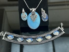 Moon stone & silver jewellery
