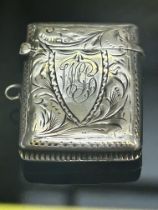 Silver victorian vesta case (dinted)