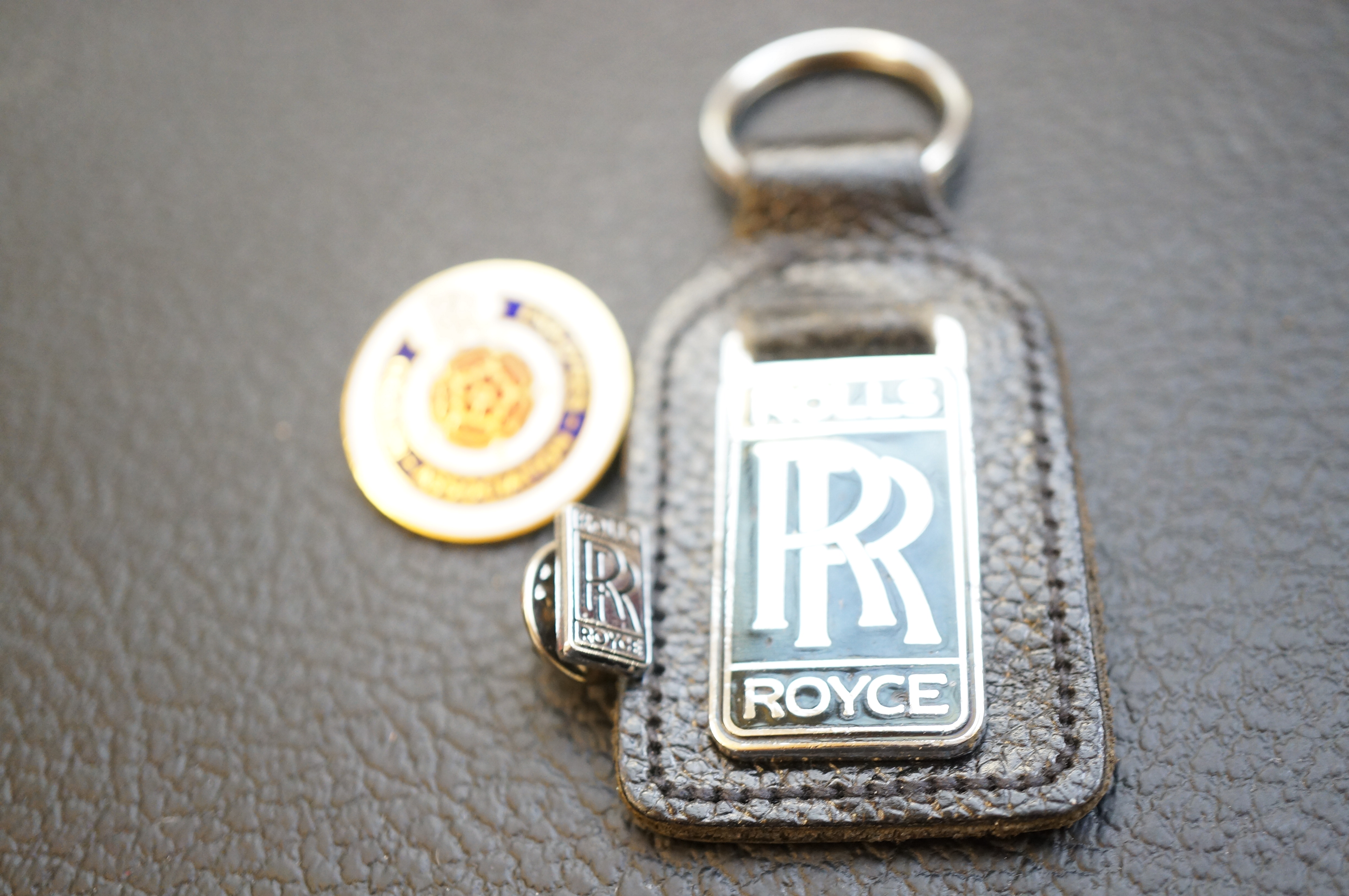 3 Rolls Royce items