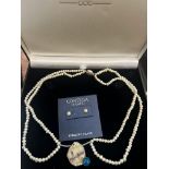 The pearl company necklace with pendant together w
