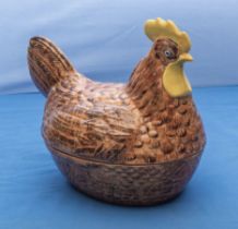 Vintage Price chicken on nest egg holder