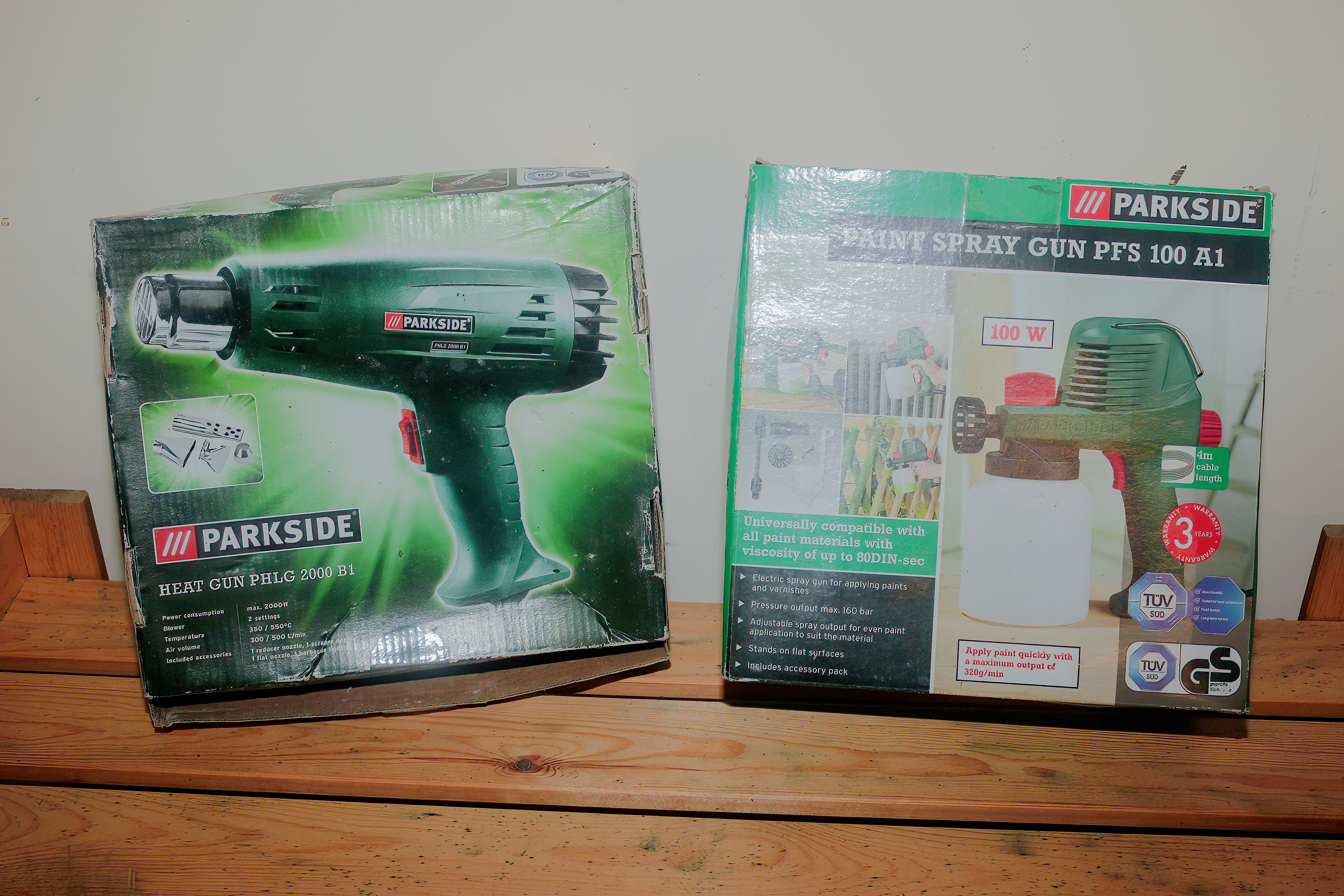 Parkside paint spray gun PFS 100 A1 and a Parkside heat gun PHLG 2000 B1