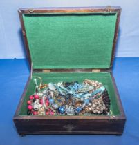 Box of assorted costume jewellery