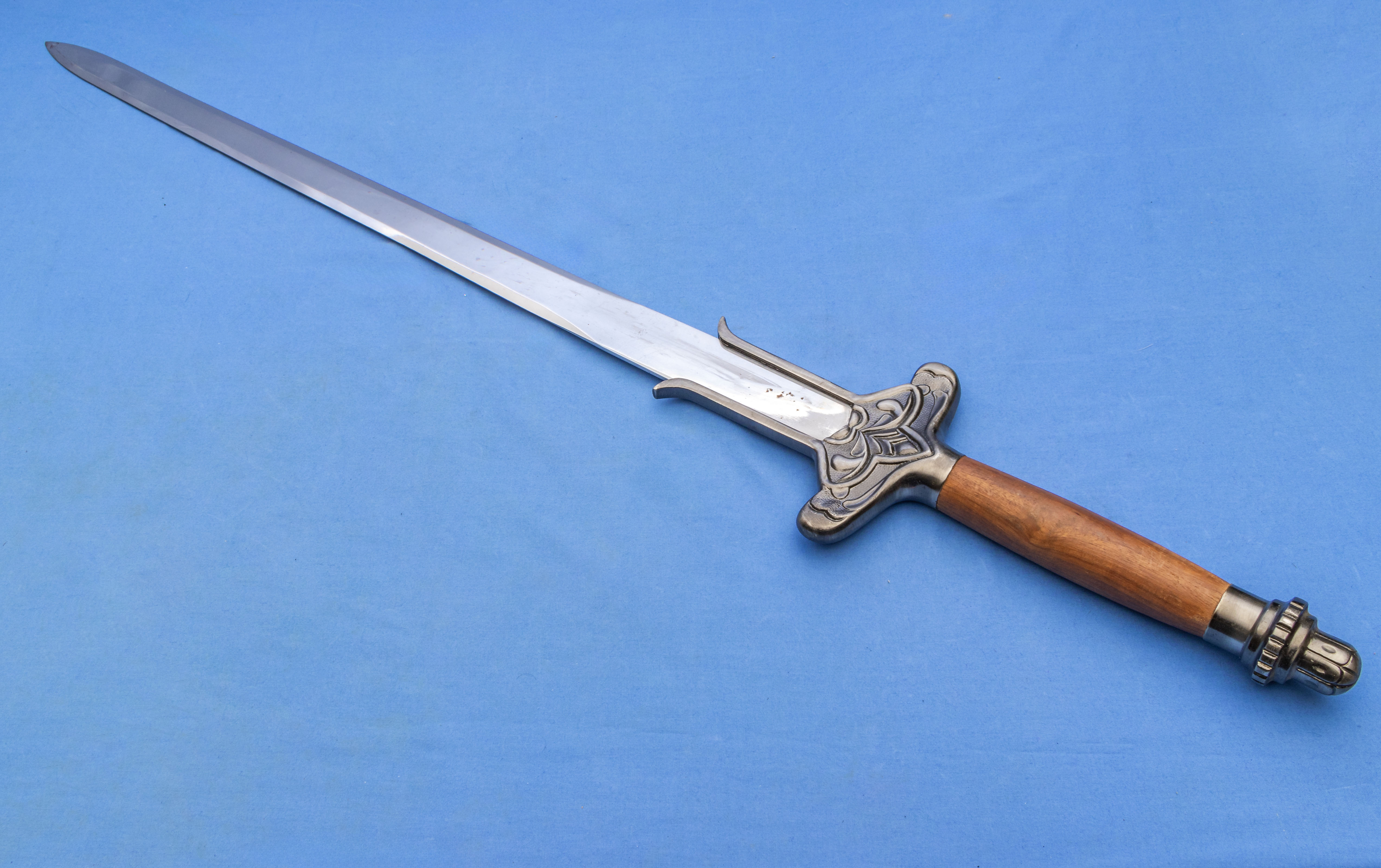 Barbarian replica sword 44” - Image 2 of 4