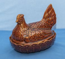 Portmeirion pottery egg hen