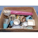 Box of assorted pottery and table ware
