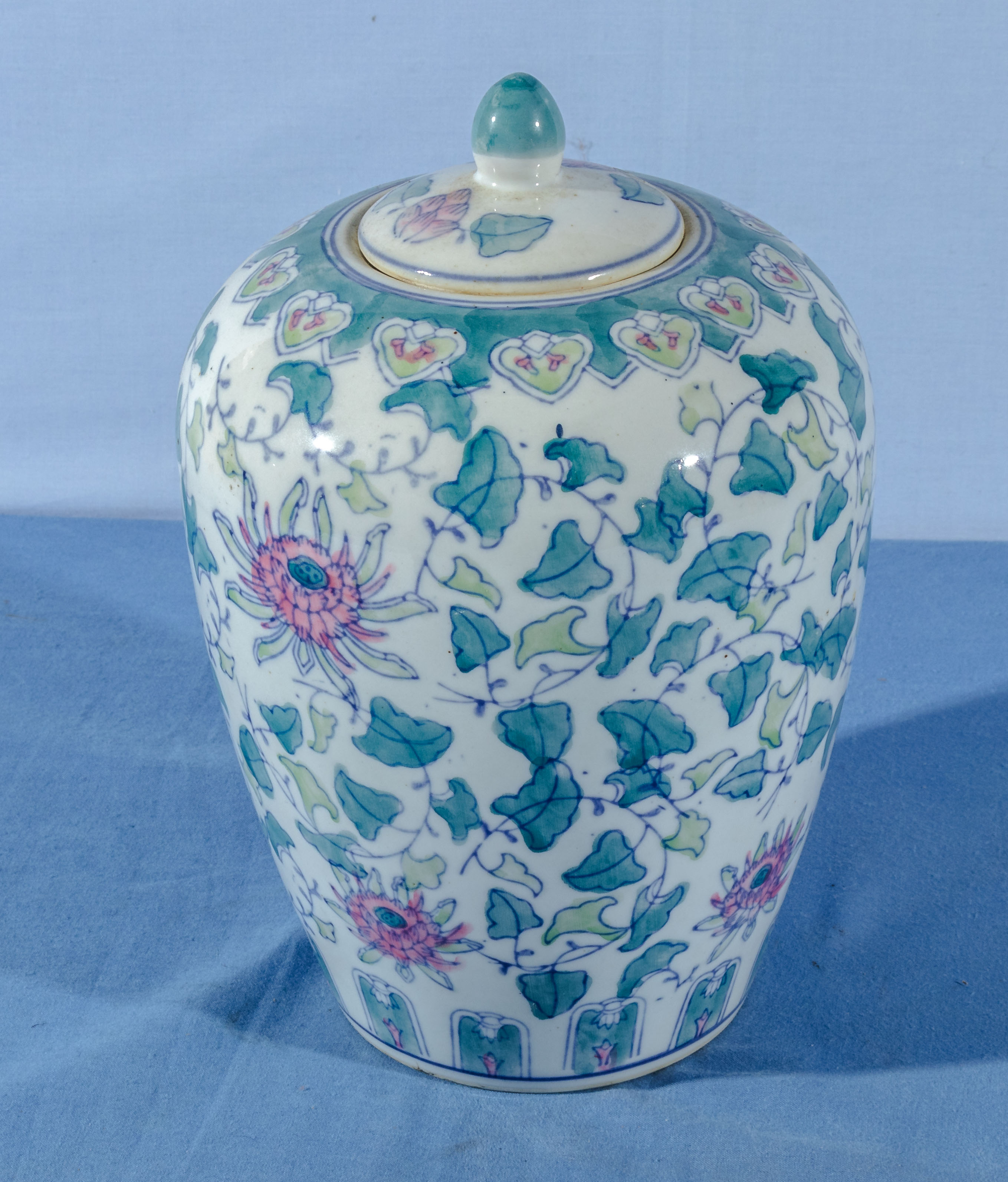 Chinese style ginger jar 23cm tall - Image 4 of 9